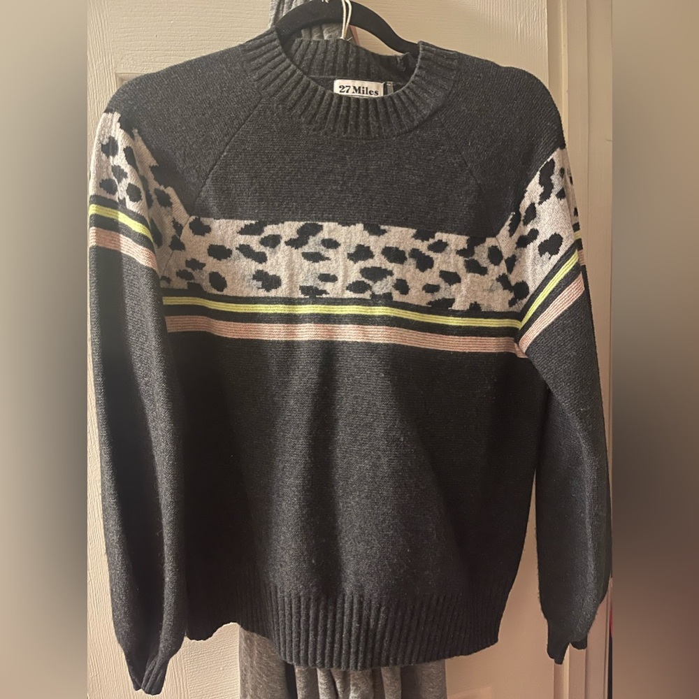 Women’s cashmere sweater